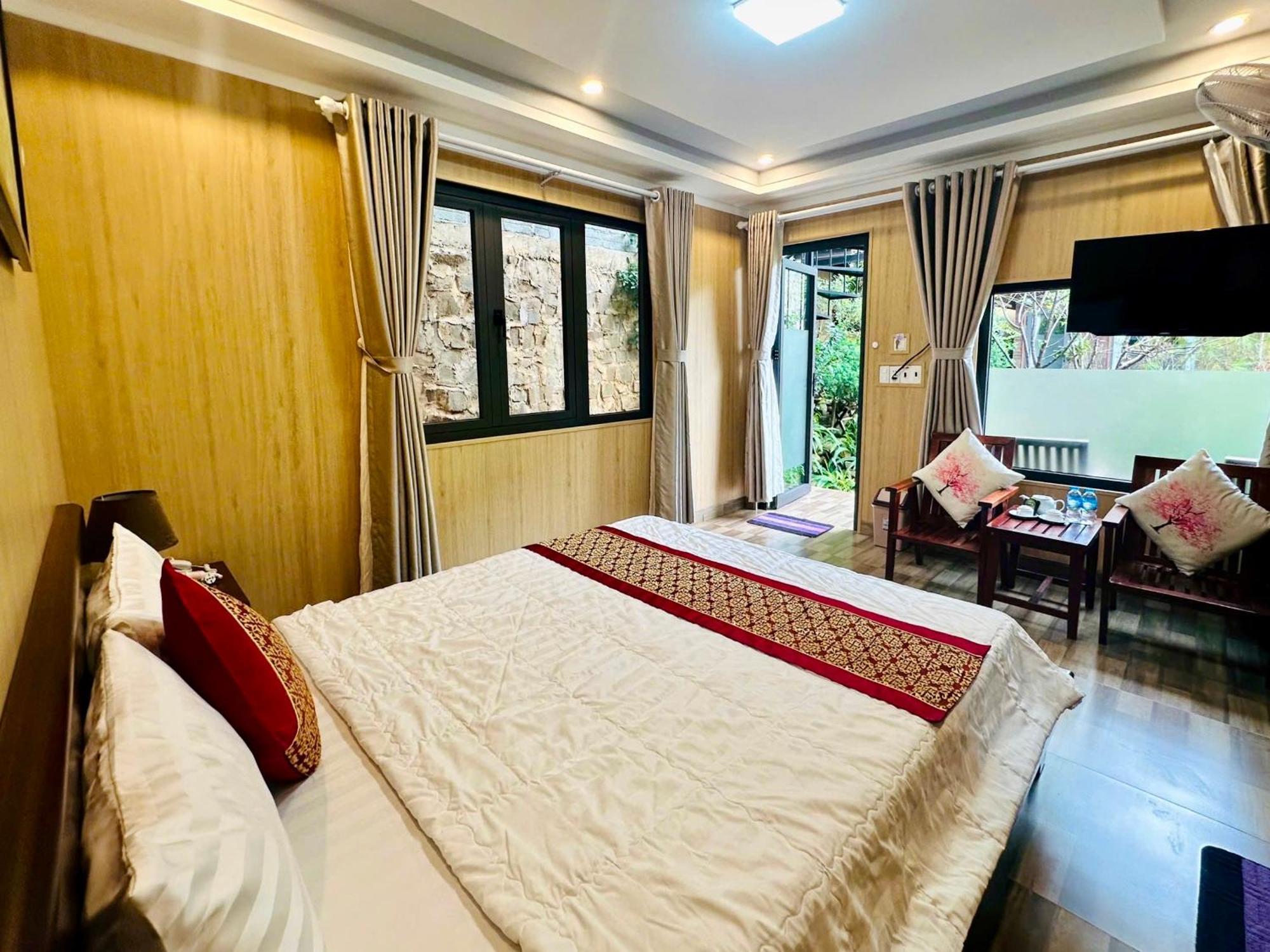 BAZAN HOME - Hotel&Bungalow Pleiku Zimmer foto